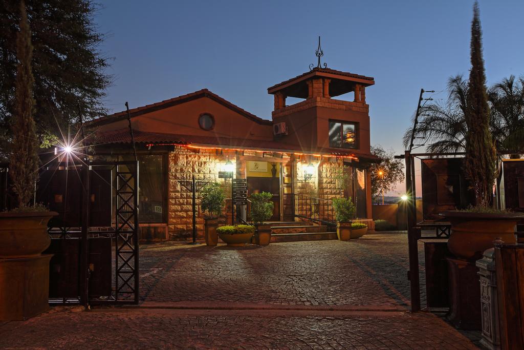 Casa Toscana Lodge Преторія Екстер'єр фото